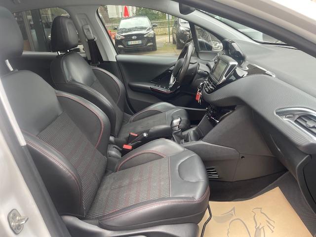 PEUGEOT 208 HDI 100 GT-LINE 5PORTES 